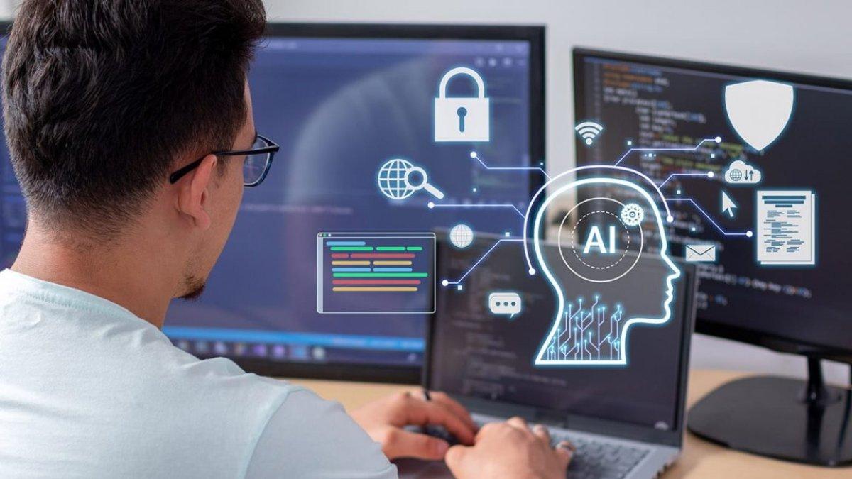 МЦРИАП запускает обучение по ИИ-навыкам для госслужащих